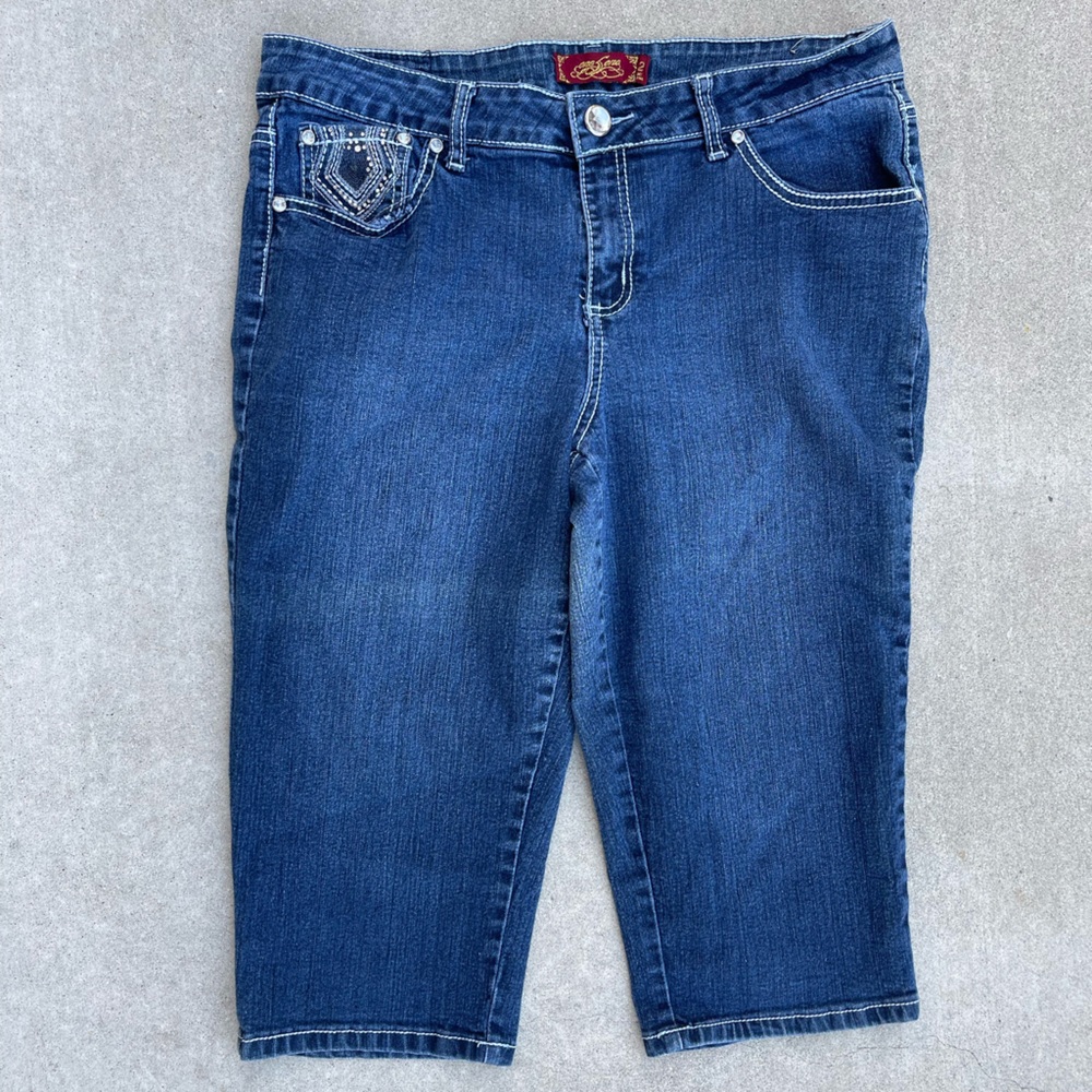 One 5 One Mid-Rise Capri Jeans (Size 12)